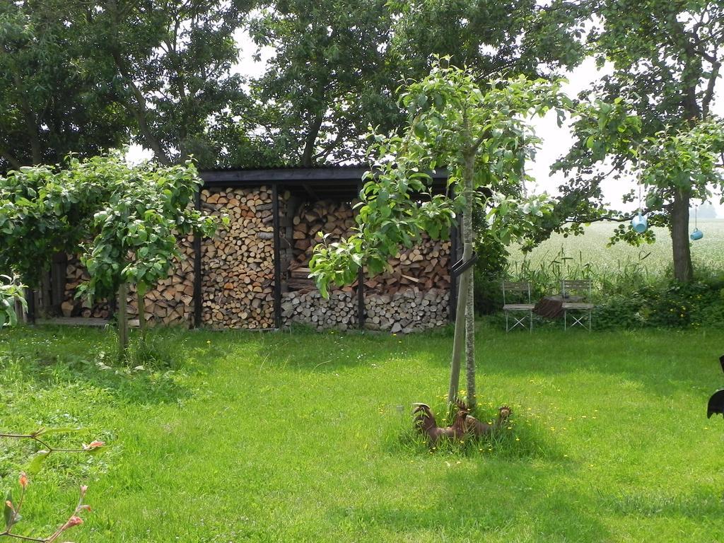 Appels en Peren Bed and Breakfast Breezand Exteriör bild